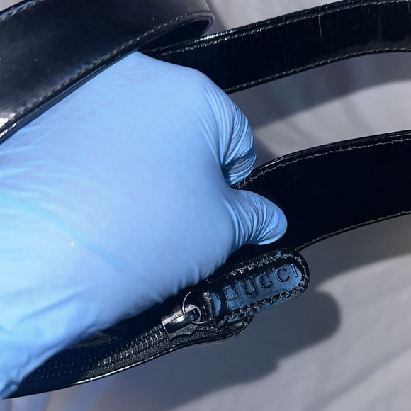 Vintage Patent Leather Gucci shoulder bag with White GG! - Picture 4 of 8